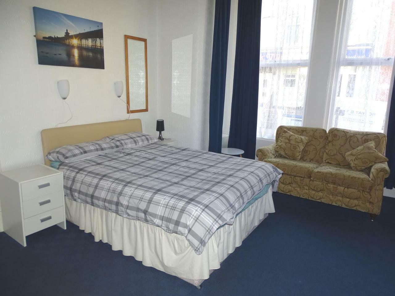 Beeton Villas Holiday Apartments Blackpool Ngoại thất bức ảnh