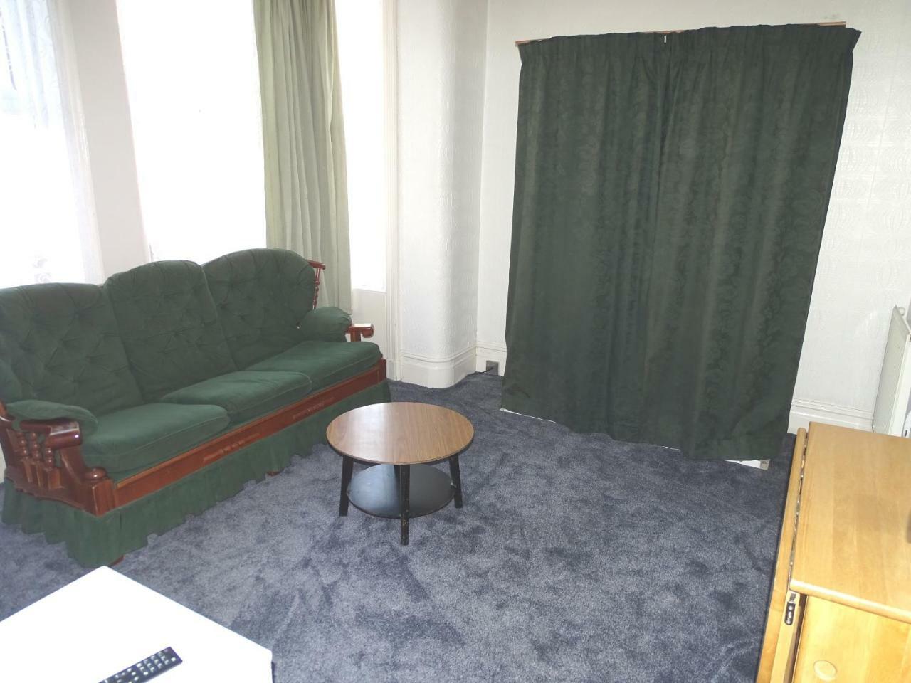 Beeton Villas Holiday Apartments Blackpool Ngoại thất bức ảnh