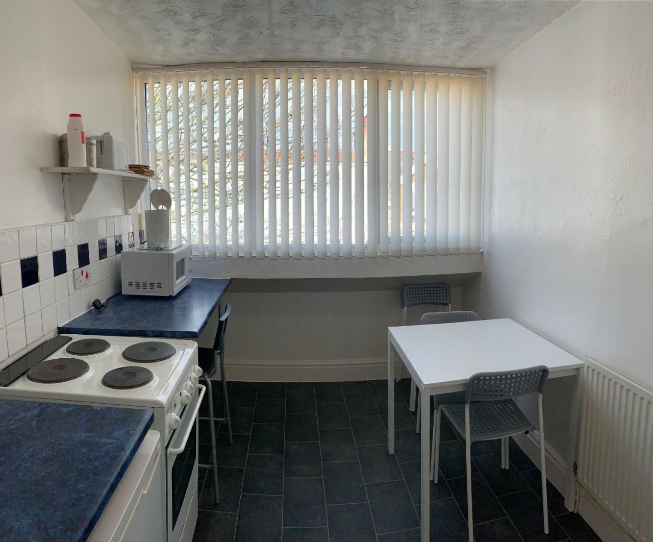 Beeton Villas Holiday Apartments Blackpool Ngoại thất bức ảnh