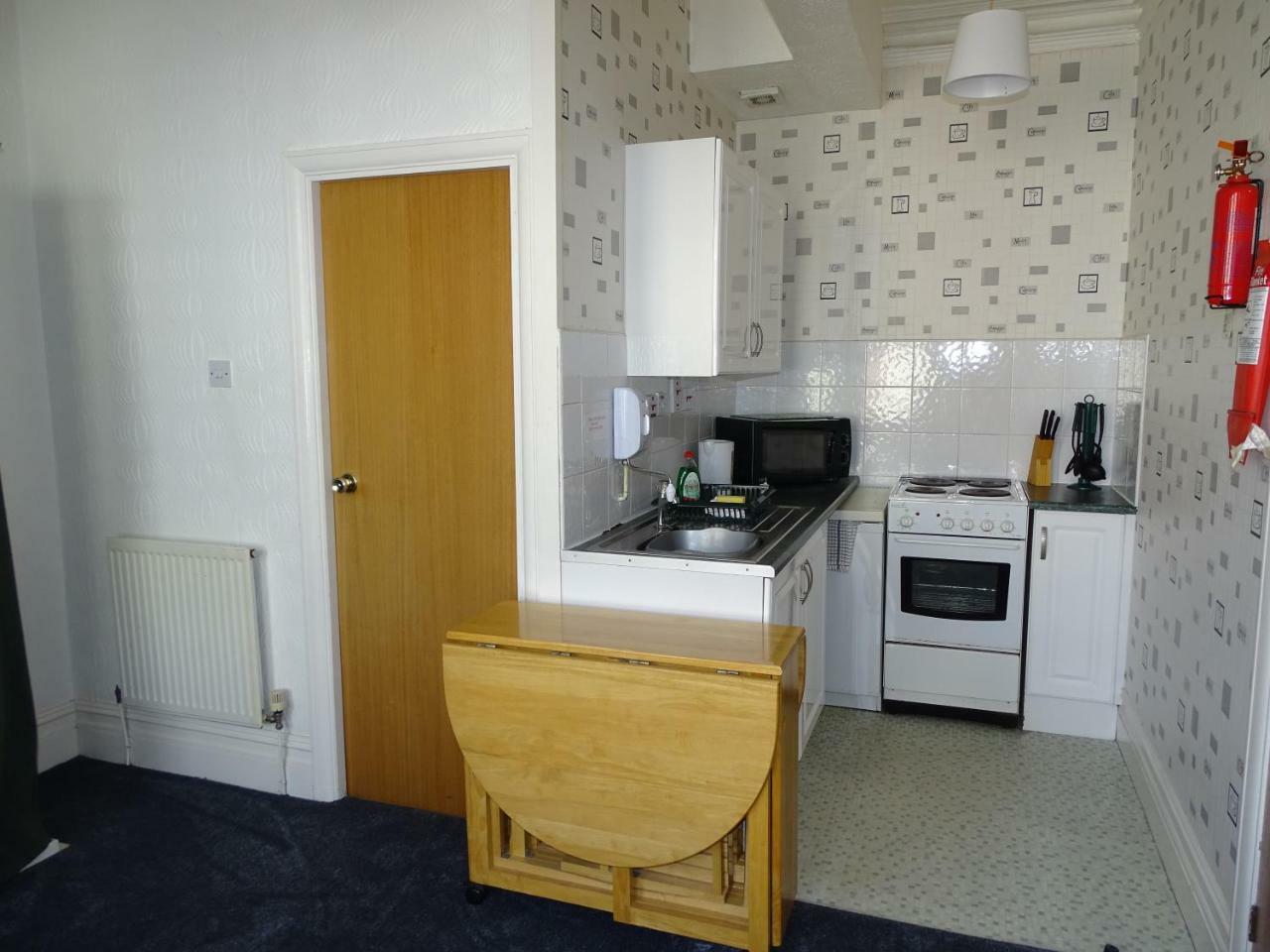 Beeton Villas Holiday Apartments Blackpool Ngoại thất bức ảnh