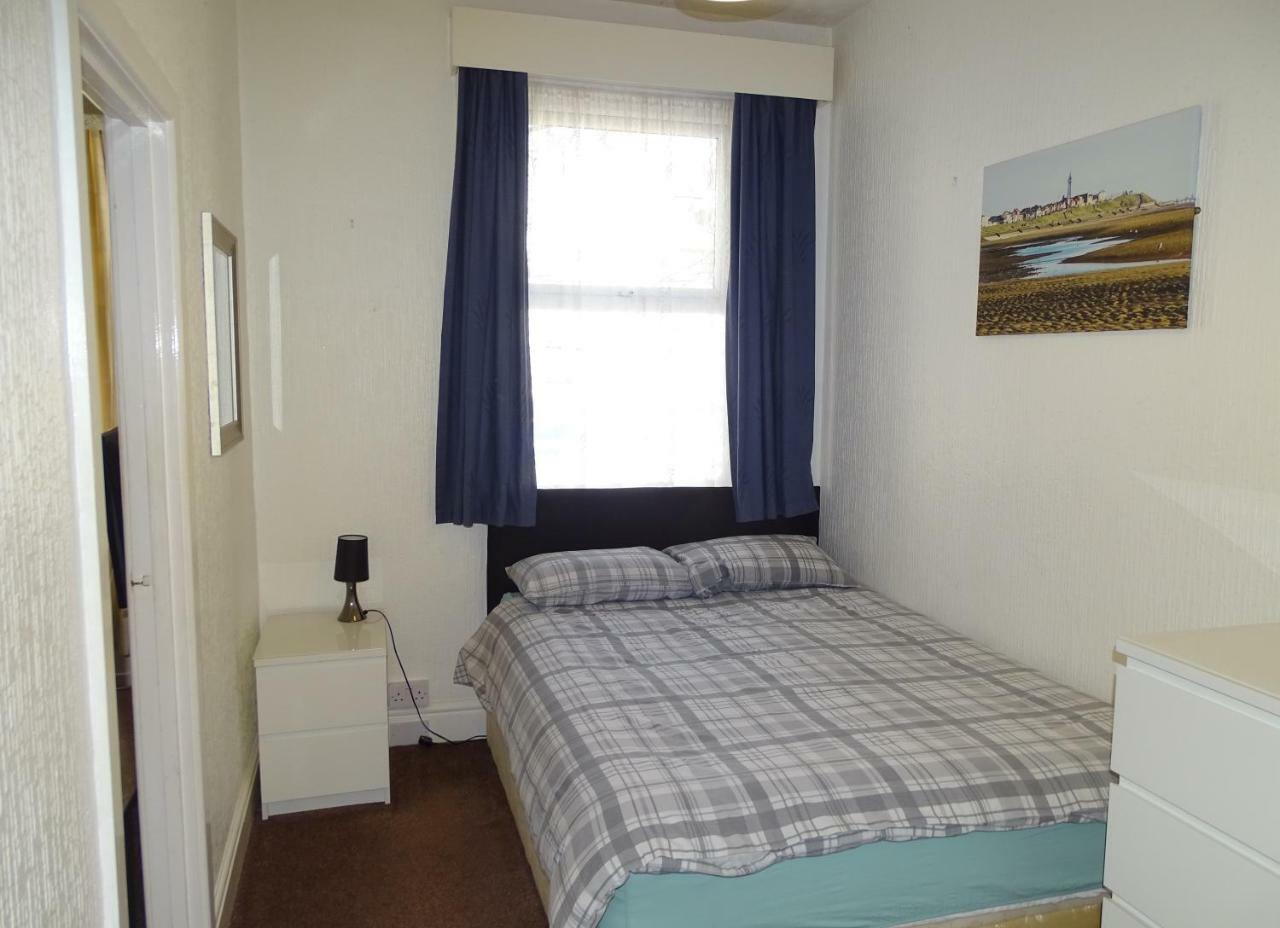 Beeton Villas Holiday Apartments Blackpool Ngoại thất bức ảnh