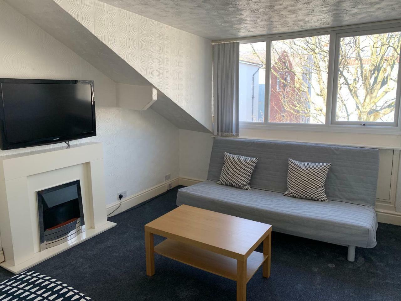 Beeton Villas Holiday Apartments Blackpool Ngoại thất bức ảnh