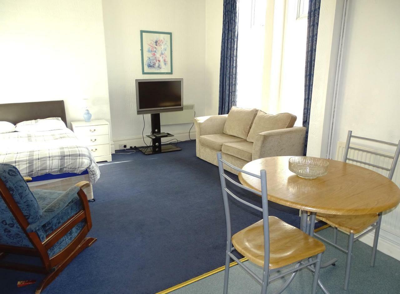 Beeton Villas Holiday Apartments Blackpool Ngoại thất bức ảnh