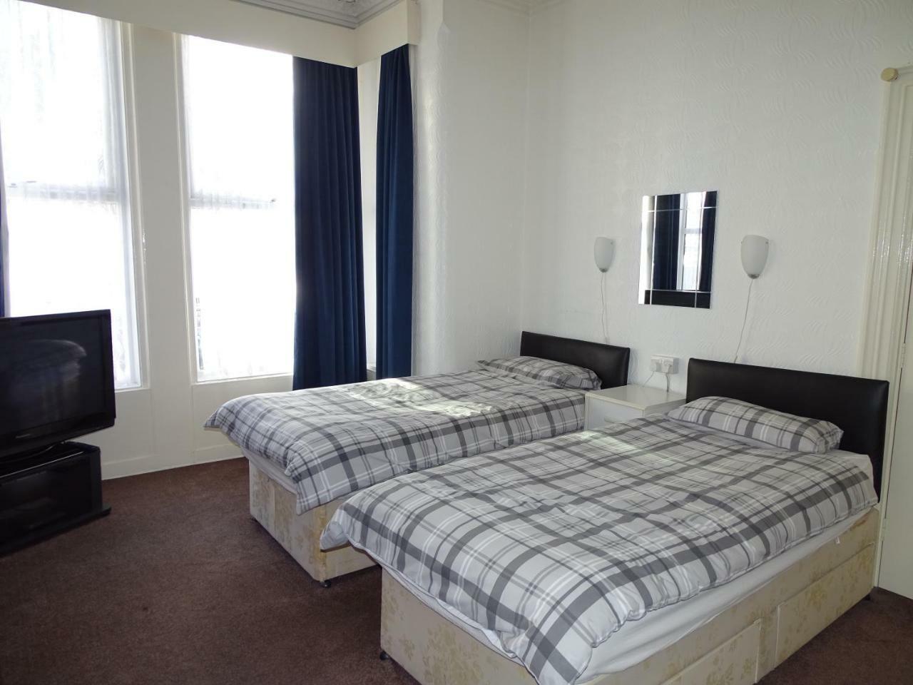Beeton Villas Holiday Apartments Blackpool Ngoại thất bức ảnh