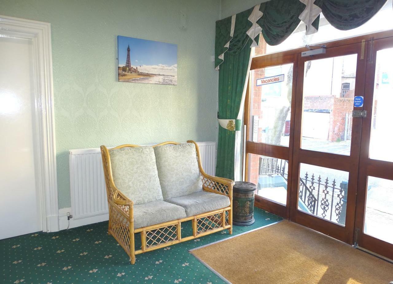 Beeton Villas Holiday Apartments Blackpool Ngoại thất bức ảnh