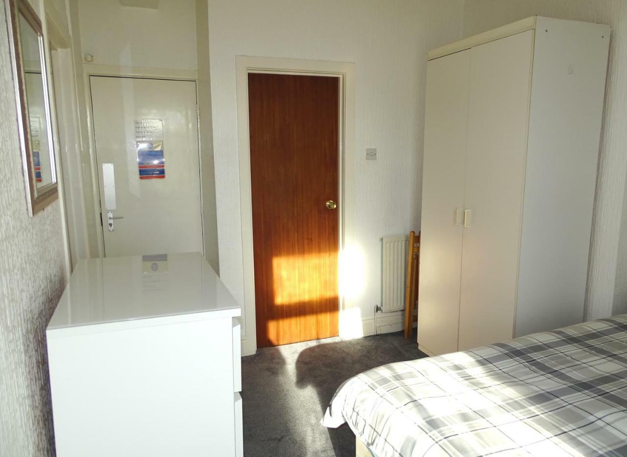 Beeton Villas Holiday Apartments Blackpool Ngoại thất bức ảnh